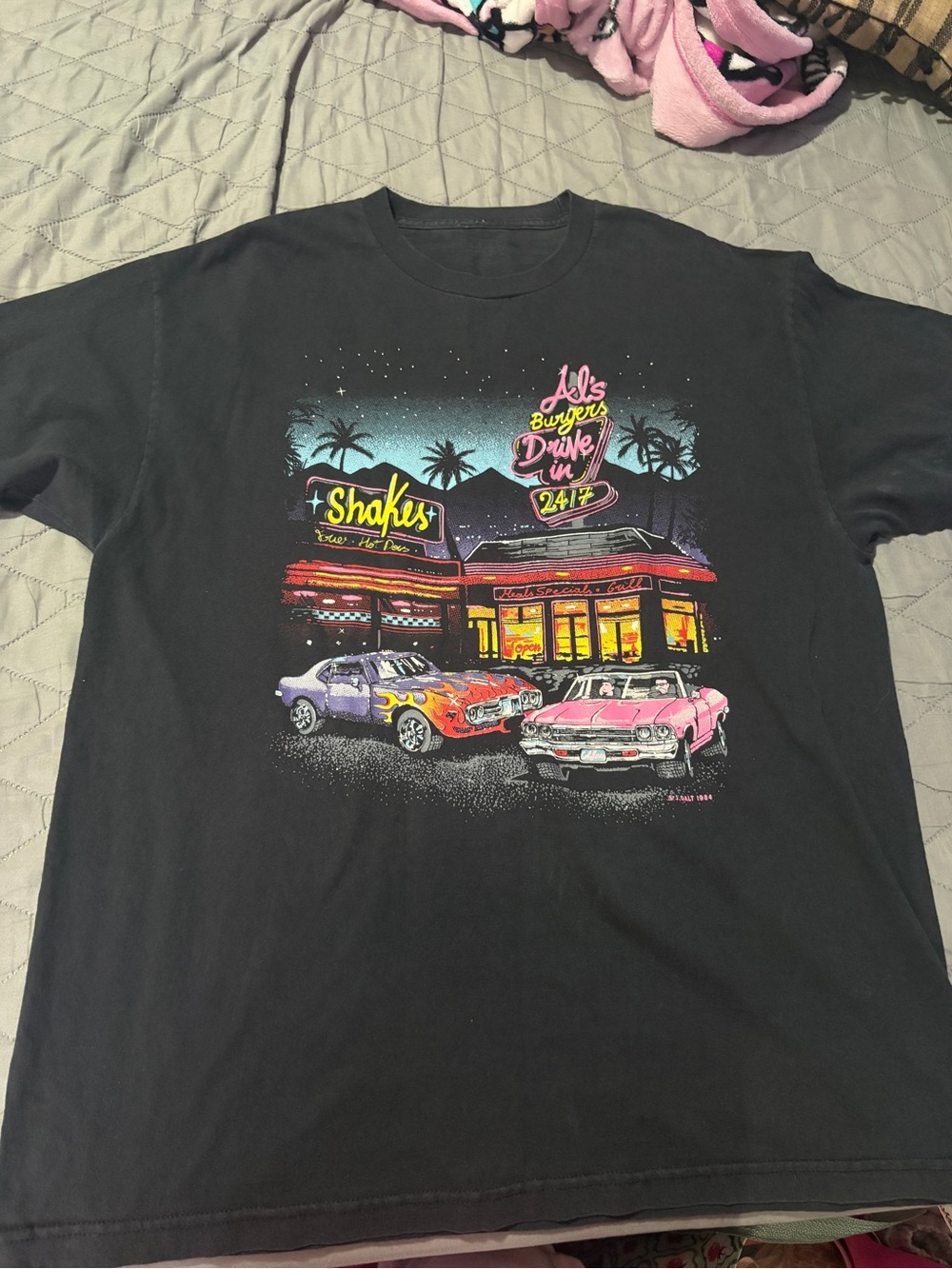 Vintage-Inspired Black Tee with Retro Diner Graphic